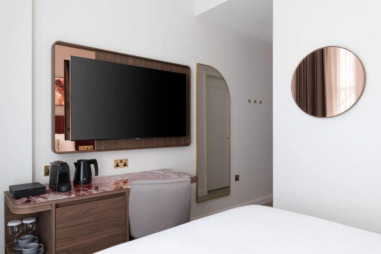 Lost Property St Pauls London, Curio Collection By Hilton Luaran gambar